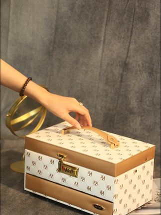 精致收纳,告别凌乱珠宝! 家里有贵重物品一定要好好收起来!这款小盒子颜值高又实用!#首饰盒#收纳整理#家居好物#礼物推荐#什么是教师节最好的礼物