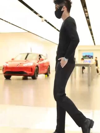 告别皱巴巴!这款免烫修身西裤让你每天自信出门 男士秋冬穿啥裤子?这款西裤时尚又舒适!#挑战中式美学穿搭天花板#更适合小个子的不露腿穿搭#夏日穿搭小心机#直击昭觉彝族传统选美大赛现场#早秋基础款外套如何摆脱路人感