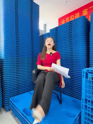 再也不怕仓库潮湿!防滑托盘轻松搞定存储难题 源头工厂,规格齐全 #出口外贸 #源头实力厂家 #专业生产厂家 #托盘 #仓储设备#力豪塑业工厂