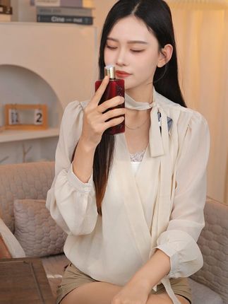 身体乳界的冷白皮执照机,身体乳美白小妙招,强吸收不黏腻!#身体乳 #烟酰胺身体乳 #精致女人必备 #美白身体乳 #曼德琳menderine旗舰店