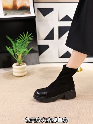 穿上就不想脱的靴子!星期六弹力瘦瘦靴太可了~ #软底软面穿上超舒服 #星期六 #脚宽脚胖都可 #哎呦喂你鞋真好看 #宝藏鞋子