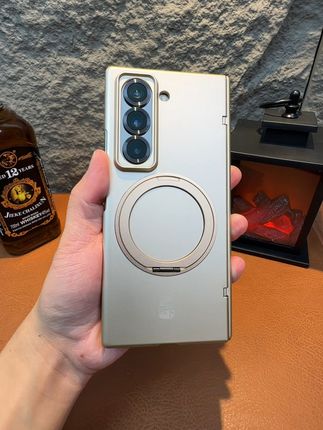 有了这款三星w25全包壳膜一体保护壳,再也不怕手机摔坏啦 磨砂质感,背面打开还能当支架#三星w25手机壳 #w25手机壳 #w24手机壳 #三星w24手机壳