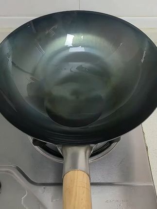 超轻薄熟铁锅!厨房新手也能轻松翻炒!包邮到家 今天下午两点到六点下单送福利!所有产品都包运费了!!!#厨房好物#炒粉炒饭炒面#超轻铁锅#铁锅#炒锅
