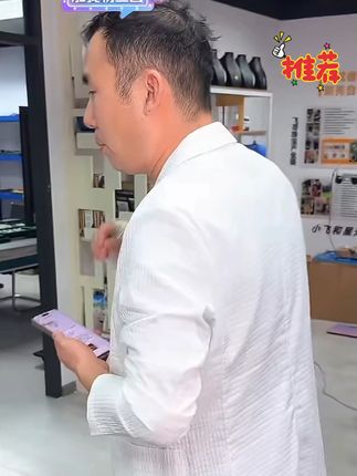 沉香手串,手腕上的东方雅韵! 越戴越喜欢,男女老少皆宜,显品味显气质,送礼佳选#小飞和星光村的故事 #小飞珠宝 #沉香手串 #沉香文化