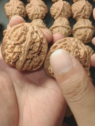 手把件里的艺术品,男人的掌中宝! #千寻文玩欢迎各位老铁选购新主播新直播间福利多多有需要的老铁来我直播间