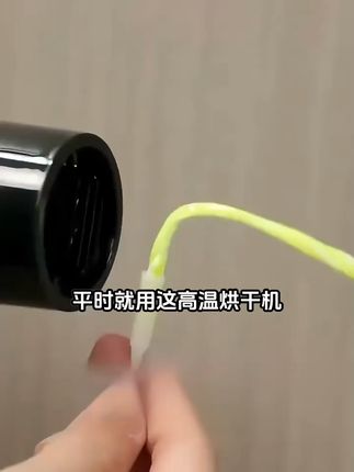 吹风机静音不伤发,包邮退货无忧! 这个季节一定要备一个好用的大风量吹风机!包邮到家还有运费险,放心入吧~