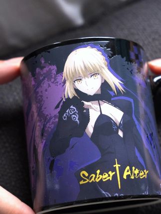 “阿尔托莉雅·潘德拉贡”遵从召唤而来 #fate #saber吾王 #呆毛王 #暑期看什么 #随拍记录生活