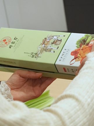 宝妈好物分享,女士切片小菜刀,锋利轻巧,久用不累