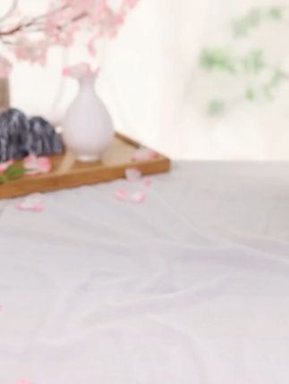 穿这双透气布鞋,夏天再也不怕脚出汗! 姐妹们!这个季节穿啥都不舒服?试试这款透气又舒适的鞋子吧!#夏季新款 #透气网鞋 #渔夫鞋 #软底软面穿上超舒服 #绣花鞋