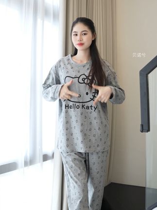 终于来了!新款宽松睡衣套装,包邮到家太舒服了! 姐妹们!秋冬季节必备款来啦!!!这款卡通舒适又好看的睡衣,现在下单还包邮哦~#睡衣家居服 #带胸垫睡衣 #秋冬穿搭 #可外穿家居服 #轻松拿捏慵懒风穿搭