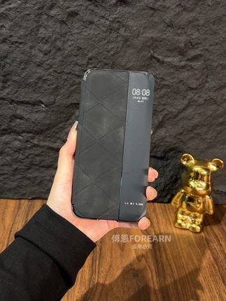 商务精英的秘密武器!羊巴皮纹高级不撞款,开会免翻盖接电话,防 商务精英的秘密武器!羊巴皮纹高级不撞款,开会免翻盖接电话,防摔设计应对各种意外! #职场数码神器 #华为pura80pro手机壳 #华为pura70pro手机壳