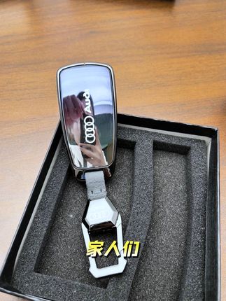奥迪车主必备!金属扣钥匙套,包邮退货无忧! 奥迪原厂钥匙套!包邮到家!!运费险!!可以免费退货!!#奥迪车钥匙套 #奥迪a6l #奥迪a6 #奥迪q5l #奥迪a8