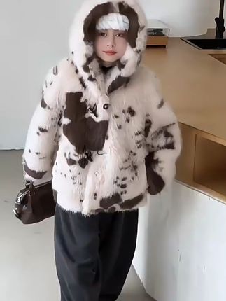 宝贝穿上超暖萌外套,妈妈再也不担心冷风了! 冬天孩子怕冷?这款保暖又时尚的小外套帮你解决!运费险超划算!#女童穿搭#萌娃穿搭#生女儿就要这样穿#女童外套#拿捏秋冬叠穿公式