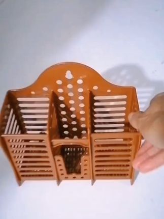 告别油腻!壁挂沥水筷篓,厨房整洁一步到位! 家里筷子、勺子多又杂乱?试试这个能分类收纳的神器!#好物推荐🔥#厨房好物#厨房必备神器#厨房收纳#厨房置物架