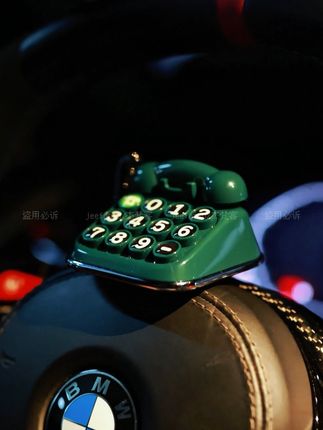听说你最近一直在找我?老电话造型停车号码牌📞 颜值与实用并存,停车留号就用它~#汽车好物 #好物推荐🔥 #汽车用品 #临时停车号码牌 #停车号码牌