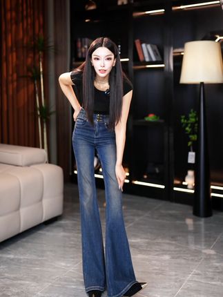 穿上这条高腰喇叭裤,显瘦又高级,不满意还能免费退! 姐妹们!这个裤子真的太好穿了!!!关键现在有运费险!可以放心冲啦~#谁能拒绝舒华cleanfit风#秋日户外就穿琥珀系#琥珀系拉抽屉变装#流光游牧风加牛仔是自由的味道#孟子义芭比粉版莎士比哑