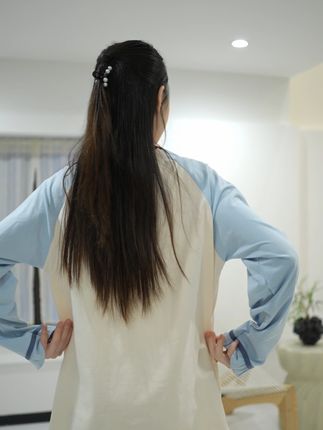 终于来了!新款宽松睡衣套装,包邮到家太舒服了! 姐妹们!秋冬必备款来了!!!宽松舒适又好看~关键还是包邮哦~#睡衣家居服 #带胸垫睡衣 #自带胸垫睡衣 #家居服套装 #秋冬穿搭新鲜感在线