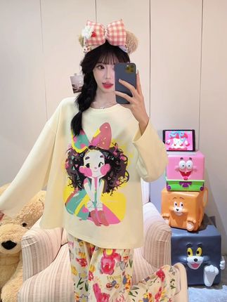 元气满分的蝴蝶结女孩睡衣!化身人间小甜饼! 姐妹们!秋冬季节必备款来啦~可以放心入哈!#面料柔软舒适 #睡衣家居服 #透气舒适 #睡衣女春秋 #被秋日氛围感穿搭拿捏了
