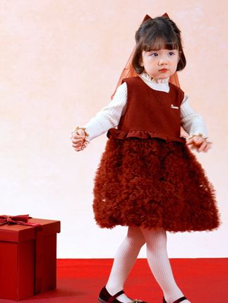 女童圣诞红连衣裙,加绒打底 + 蓬蓬网纱,红丝绒显白 奶 fufu 太可爱!女童秋冬连衣裙,加绒内衬暖到腰,圆领好搭衣服,宅家出门穿都舒服 #女童连衣裙 #儿童冬装 #骗你生女儿 #生女儿就是用来打扮的 #高品质童装