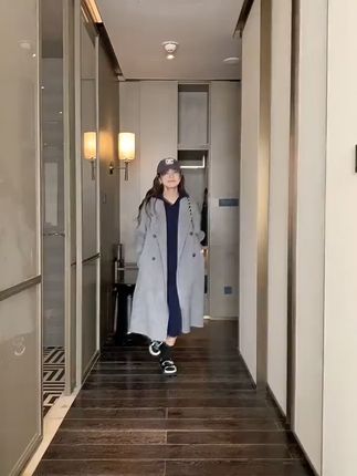 穿上这件大衣,轻松应对秋冬冷风!免费退货超安心 姐妹们!这款大衣真的太好穿了!!关键现在有运费险,喜欢就赶紧冲吧~#秋季穿搭 #外套女 #秋季外套 #大衣女装 #秋冬新款