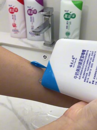 一搓一个不吱声,这个搓泥宝真的巨好用,用它洗完之后特别的丝滑#搓泥宝  #搓澡  #温和不刺激