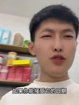 清仓高端黑猪肉烤肠这价格直接闭眼拍#黑猪肉烤肠 #猪肉烤肠 #烤肠 #纯肉烤肠 #黑猪肉