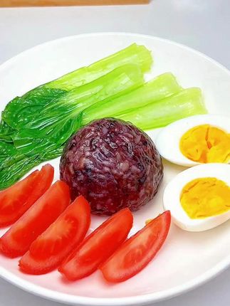 十色糙米饭团承包我的三餐!十种谷物,每口都有新惊喜,饱腹又抗饿,吃完整天不饿,学生党、打工人直接闭眼冲~#十色糙米饭团 #粗粮 #糙米饭 #开袋即食