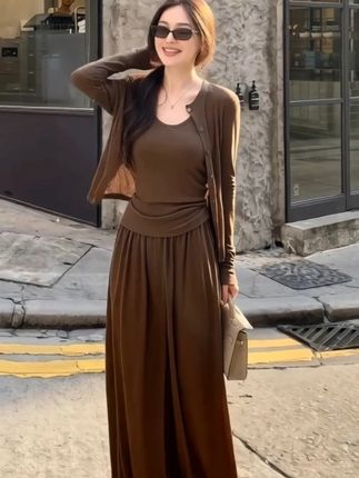 栗子秋日 百搭基础开衫背心半裙三件套 #显瘦连衣裙 #穿出高级感 #品质女装 #裙子👗