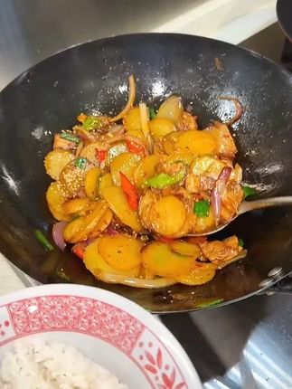 做干锅无需加盟请大厨,馥食集干锅酱帮你解决配料配比问题