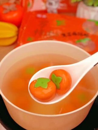 你还没吃过这个 #柿柿如意 #汤圆 吗?柿子造型也太可爱了,全家人都喜欢,好看好吃好寓意! #芝麻汤圆