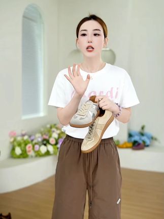 一双鞋搞定一周穿搭#鞋控日常 #今天穿什么 #穿搭分享 #百搭鞋子 #德训鞋女