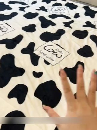 这款牛奶绒被子盖着老舒服了,你们试试就知道有多得劲了#牛奶绒被#面料柔软亲肤#颜值高#柔软舒适#牛奶绒