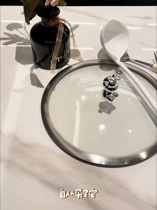 做饭随手挂锅盖!吸盘固定超牢固,再也不用二次清洁台面了。#锅盖架 #锅盖收纳 #锅盖架自带沥水盘 #厨房必备 #好物分享