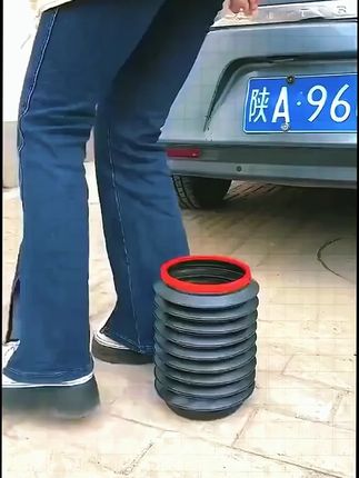 车载垃圾桶