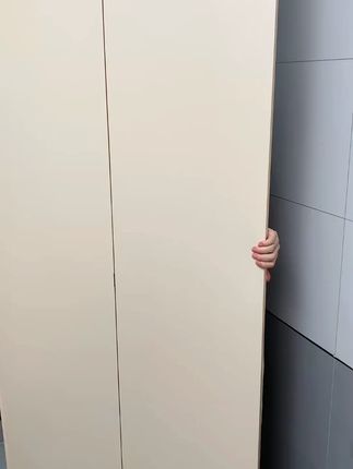可伸缩毛巾架 #可伸缩毛巾架 收纳毛巾不占空间,还是个#可伸缩拖鞋架 拖鞋上墙不积水,卫生间干净整洁多了 #免打孔 #卫生间好物 #收纳整理