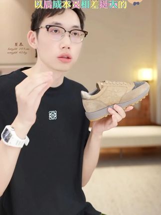 Manchenh"BC钉珠运动鞋" #百搭鞋子 #透气舒适 #穿搭 进口珠光芝麻纹小羊皮钉珠运动鞋(4.5cm)