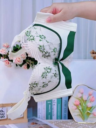 #小胸显大#聚拢调整型内衣#面料柔软舒适#无钢圈文胸#爆款热卖中