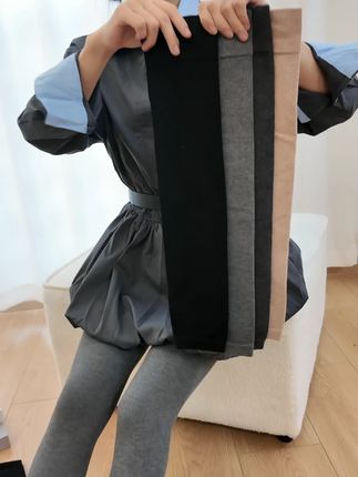 冬天穿它不怕冷,显瘦又保暖的大腿袜来啦! 秋冬穿啥都怕冷?这款短!#保暖又好看#保暖又好看#面料柔软舒适#显高显瘦显腿长#棉袜子#预制国庆出游穿搭