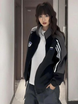 插肩袖运动开衫卫衣外套美式撞色情侣夹克衫 #穿出自己的风格 #ootd穿搭 #男女同款 #谁穿谁好看 #高级感穿搭