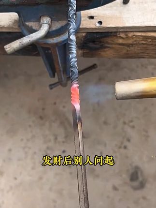 每个孩子的成长过程,都应该有这套漫画版人情世故,实例分析孩子实际问题,给出解决方案正面引导孩子#育儿#孩子成长#家庭教育