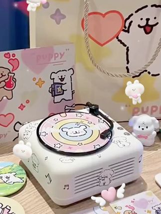 线条小狗蓝牙音响 受不了了!!被闺蜜送的礼物可爱到了!! #线条小狗 #蓝牙音箱 #礼物 #礼物推荐 #少女心 @DOU+小助手 @DOU+好生意