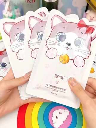 经常做家务,手粗手糙手黄的姐妹们!快来试试这款猫爪手膜,带上也不耽误玩手机、做家务,关键是便宜又好用,就算天天敷也不会心疼#手膜 #手部护理 #护手神器 #自用好物分享