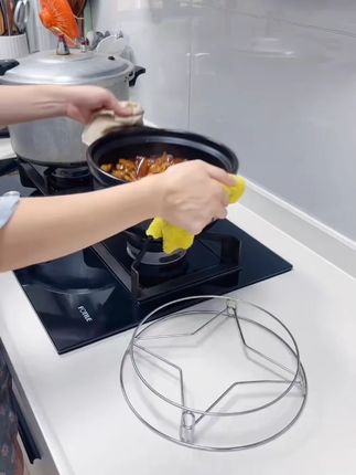 厨房备上这个#不锈钢锅架 各种大锅小锅都能放置,保护台面,还能当蒸架#厨房好物#锅架