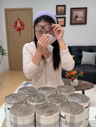 知道你们都不缺垃圾袋!可它是免撕款诶!加大加厚的尺寸!质量真的绝了!关键现在新品冲销量你看看才啥价!趁划算赶紧薅!#垃圾袋#免撕垃圾袋#加大加厚垃圾袋#抽绳垃圾袋#垃圾袋推荐