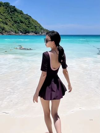 ~这件泳衣简直是梨型天菜,蓝色VS粉紫色,你选哪款#夏季玩水 #泳衣 #泳衣推荐显瘦遮肉 #清凉一夏