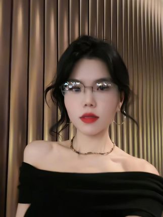 一镜两用~~复古半框变色眼镜!室内防蓝光,室外防晒,绝啦~ #变色眼镜 #防蓝光眼镜 #眼镜 #显脸小的眼镜推荐 #眼镜控