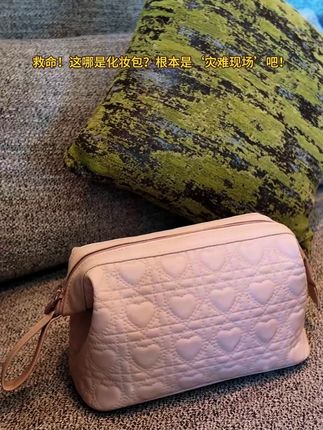 双面佩戴的气质耳扣,戴上就很喜欢,叫上姐妹一起安排 #耳环 #高级感