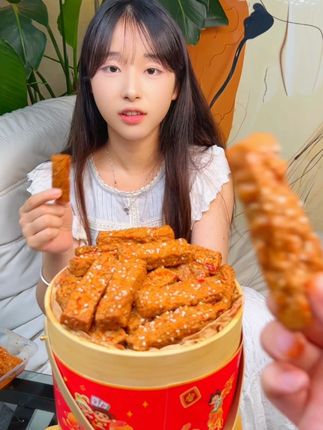 这个爆汁豆干吃过的都说好! #巧大娘爆汁豆干 #零食推荐 #好吃不贵经济实惠 #无辣不欢