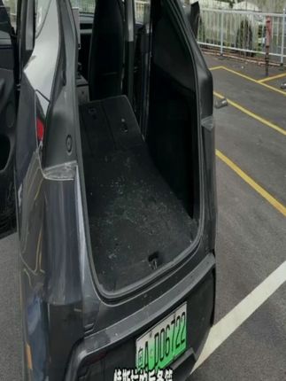 特斯拉一体式后备箱垫 Z 🚗 原车精准开模,严丝合缝不翘边 一键全面防护#特斯拉尾箱垫 #特斯拉一体式尾箱垫 #特斯拉后备箱垫