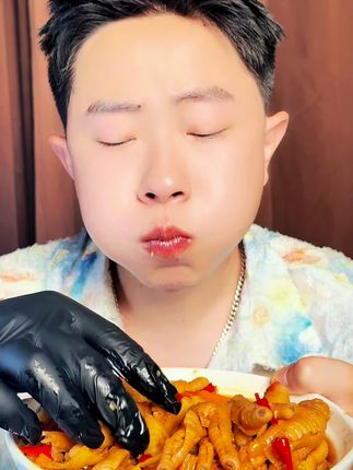 #无骨鸡爪 #酸辣无骨鸡爪 #谁懂这一口的好吃程度 #好吃到停不下来 #嘎嘎好吃